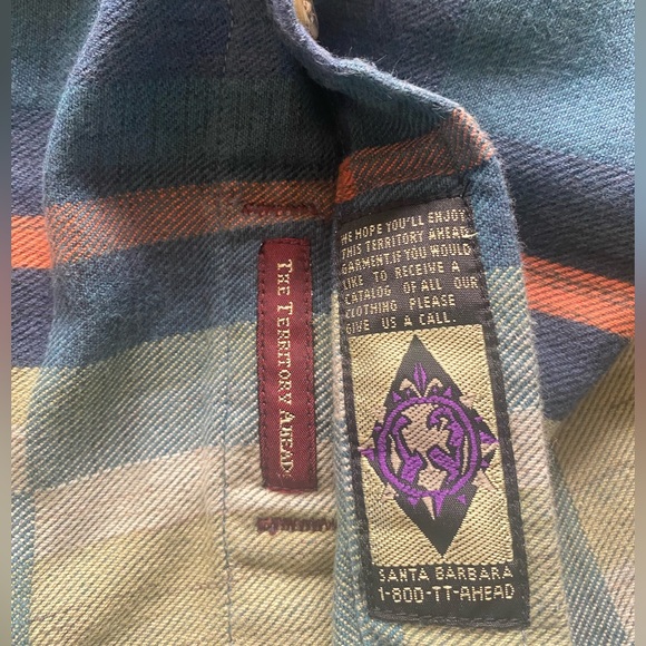 Men’s MEDIUM ‘THE TERRITORY AHEAD’ FLANNEL SHIRT - Picture 5 of 6